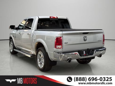 Used 2017 RAM 1500 Laramie AWD/4WD image 3