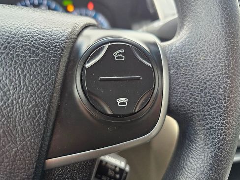 Used 2014 Toyota Camry LE FWD image 27