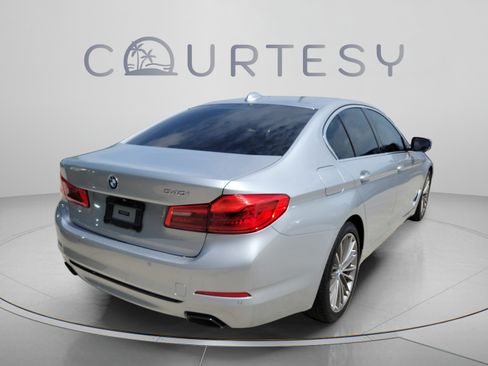 Used 2019 BMW 540i w/ Convenience Package RWD image 3