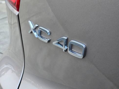 Used 2024 Volvo XC40 Recharge Ultimate w/ Protection Package Premier AWD/4WD image 10