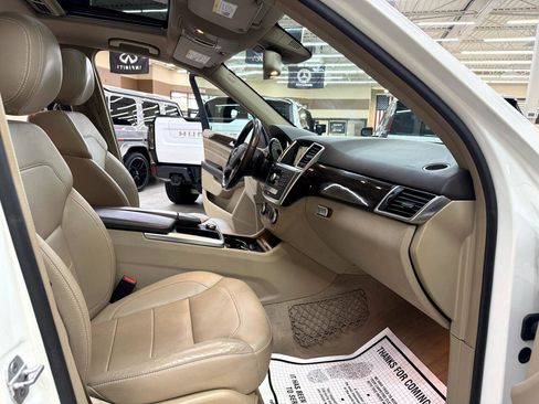 Used 2014 Mercedes-Benz ML 350 2WD w/ Premium 1 Package image 37