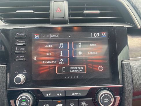 Used 2020 Honda Civic EX image 3