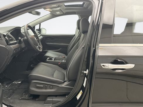 Used 2024 Honda Odyssey Elite image 11