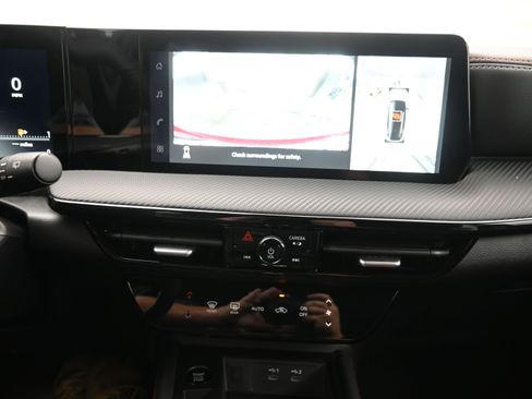 New 2026 Nissan Kicks SR image 16