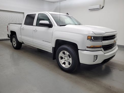 Used 2018 Chevrolet Silverado 1500 LT w/ All Star Edition AWD/4WD image 11