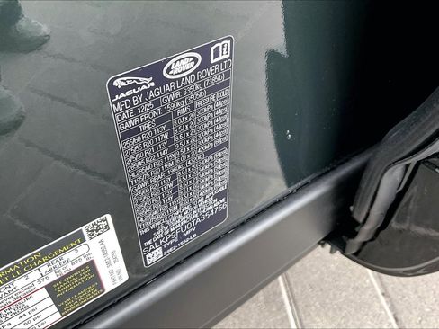 New 2026 Land Rover Range Rover SE image 13