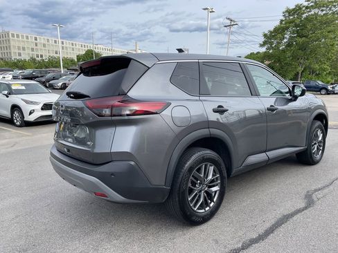 Used 2023 Nissan Rogue S AWD/4WD image 5