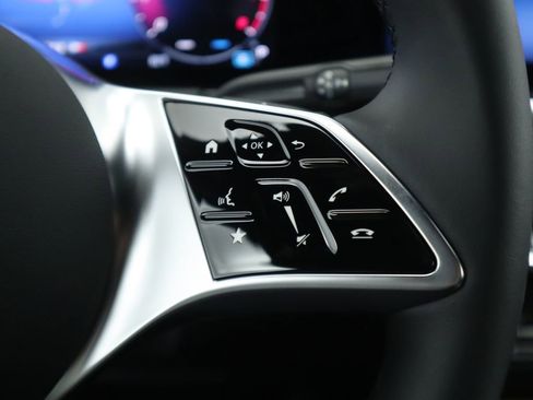 Certified 2025 Mercedes-Benz GLA 250 GLA 250 image 13