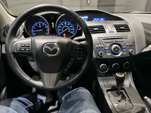 Used 2013 MAZDA MAZDA3 i Touring image 32