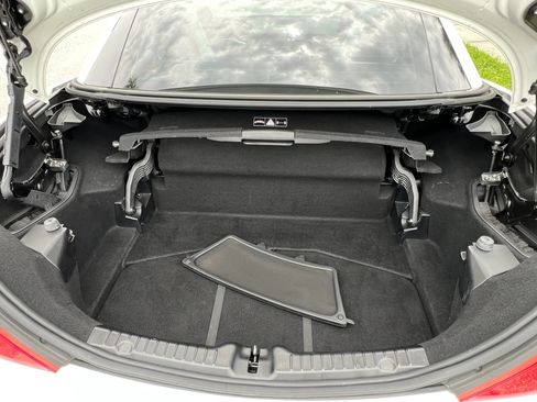 Used 2015 Mercedes-Benz SLK 250 w/ Premium Package image 17
