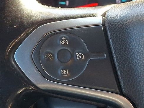 Used 2015 Chevrolet Silverado 2500 LT w/ LT Convenience Package image 26