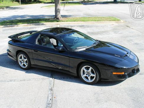 Used 1997 Pontiac Firebird Trans Am image 40