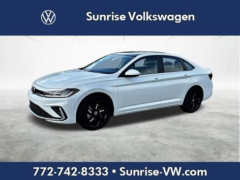 New 2026 Volkswagen Jetta SE FWD image 1