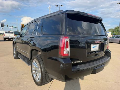 Used 2019 GMC Yukon SLT w/ Premium Edition AWD/4WD image 13