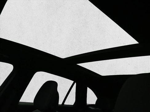 Certified 2026 Mercedes-Benz GLC 300 4MATIC image 10