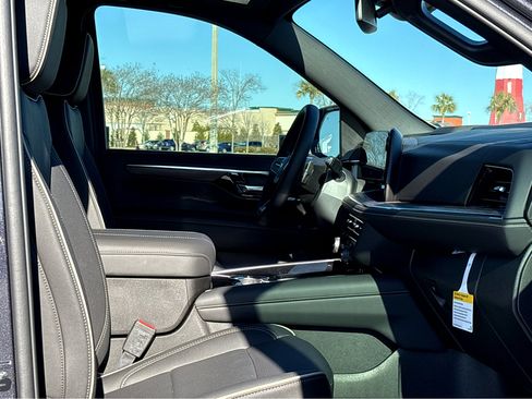 New 2025 Chevrolet Suburban Premier w/ Sun And Tow Package image 11