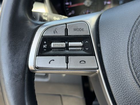 Used 2020 Kia Telluride LX AWD/4WD image 18