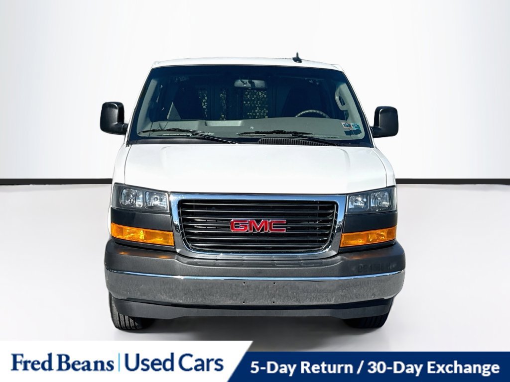 Used 2025 GMC Savana 2500 w/ Driver Convenience Package RWD image 2