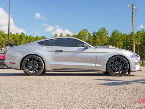 Certified 2020 Ford Mustang Premium RWD image 12