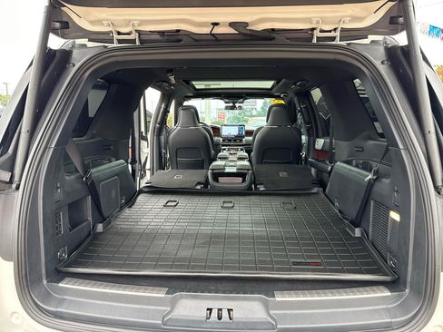 Used 2023 Lincoln Navigator Reserve AWD/4WD image 48