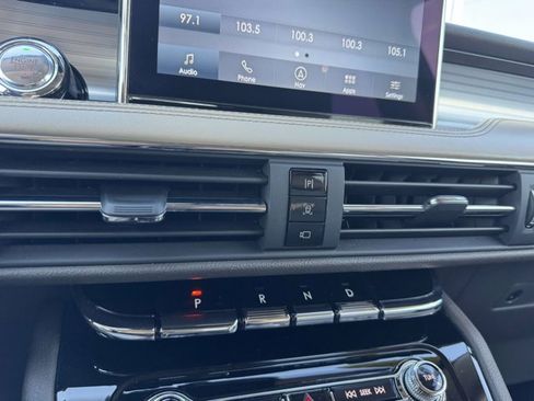 Used 2022 Lincoln Corsair AWD w/ Equipment Group 101A image 25