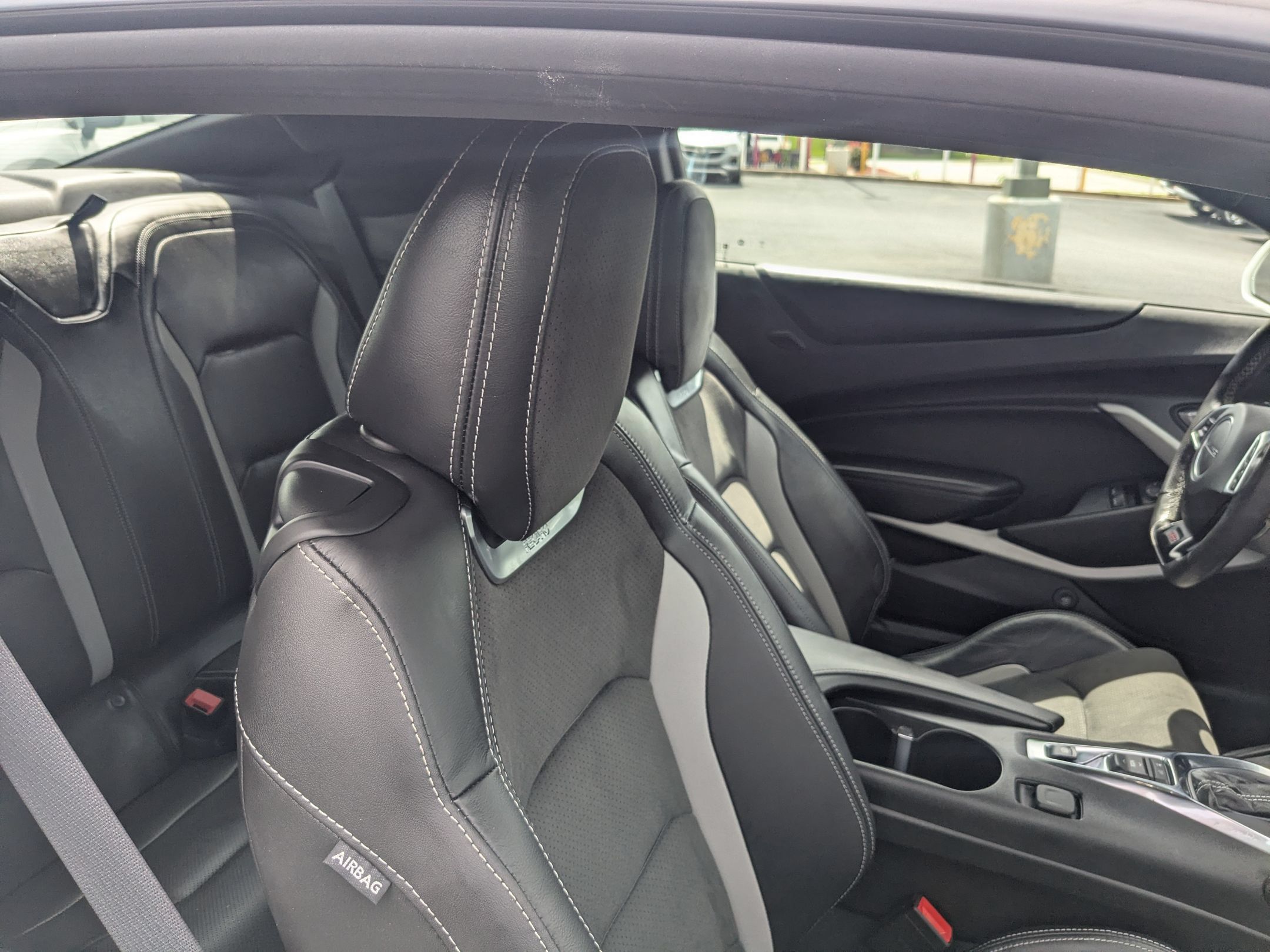 Used 2022 Chevrolet Camaro SS RWD image 25
