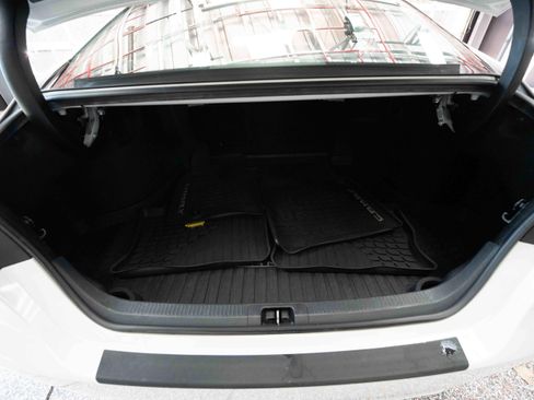 Used 2019 Toyota Camry XSE FWD image 27