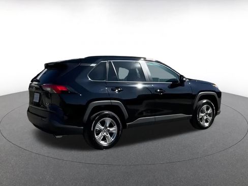 Used 2025 Toyota RAV4 XLE image 11