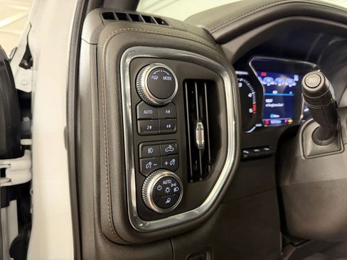 Used 2023 GMC Sierra 2500 AT4 w/ AT4 Premium Plus Package AWD/4WD image 21