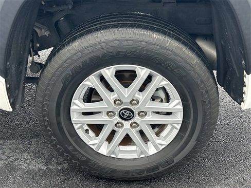 Used 2022 Toyota Tundra SR5 w/ SR5 Convenience Package image 13