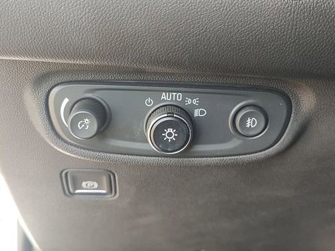 Used 2020 GMC Terrain SLT w/ Preferred Package FWD image 25