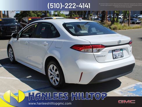 Used 2024 Toyota Corolla LE image 9