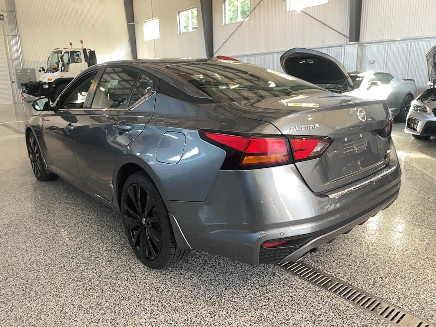 Used 2020 Nissan Altima 2.5 SR AWD/4WD image 14
