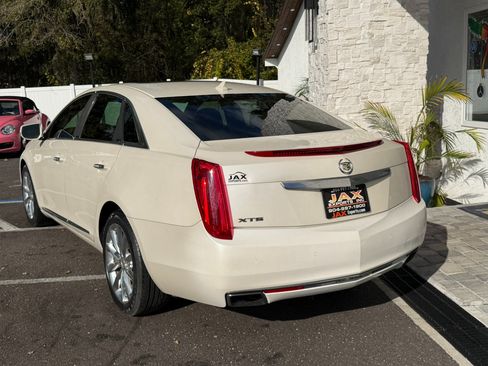 Used 2014 Cadillac XTS Luxury w/ Driver Awareness Package image 11