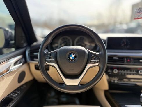 Used 2017 BMW X5 xDrive50i image 12