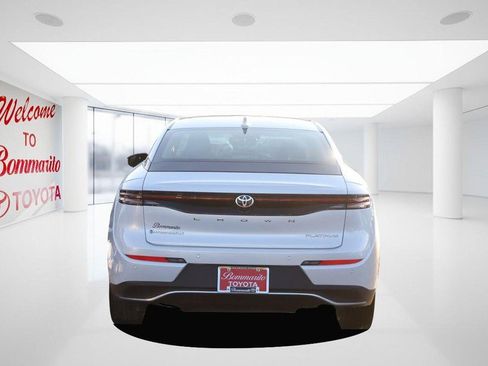 Used 2025 Toyota Crown Platinum image 6