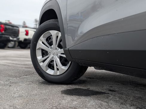 New 2026 Chevrolet Trax LS image 6