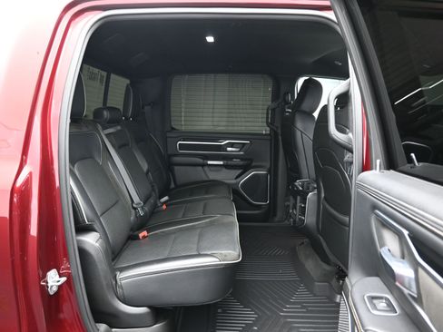 Used 2022 RAM 1500 Laramie w/ Sport Appearance Package AWD/4WD image 12
