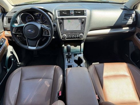 Used 2019 Subaru Outback 2.5i Touring w/ Popular Package #3A AWD/4WD image 14