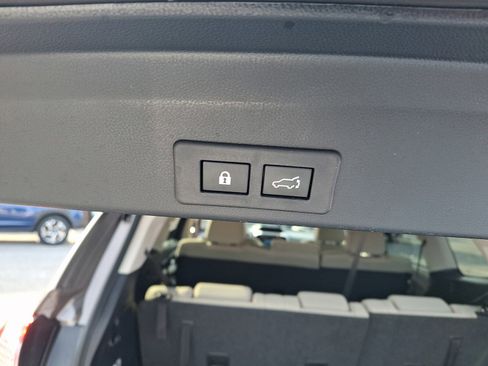 Used 2021 Subaru Ascent Premium w/ Convenience Package image 29