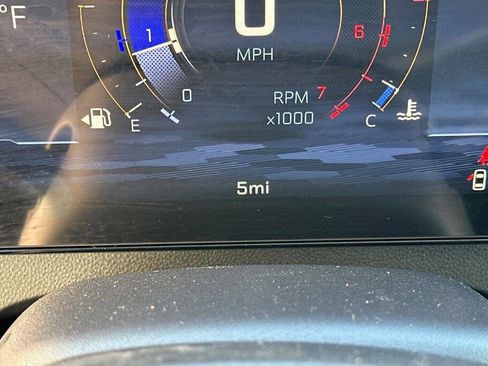 New 2026 Chevrolet Traverse LT image 21