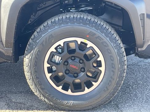 New 2026 Toyota Tacoma TRD Off-Road image 9
