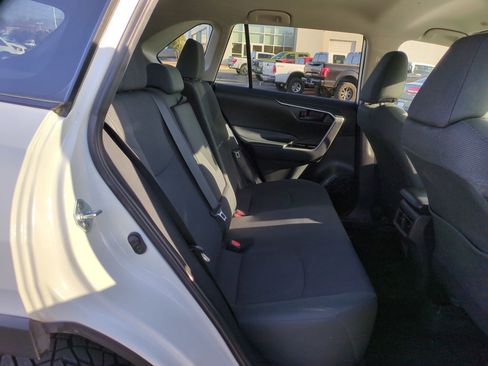 Used 2024 Toyota RAV4 LE image 28