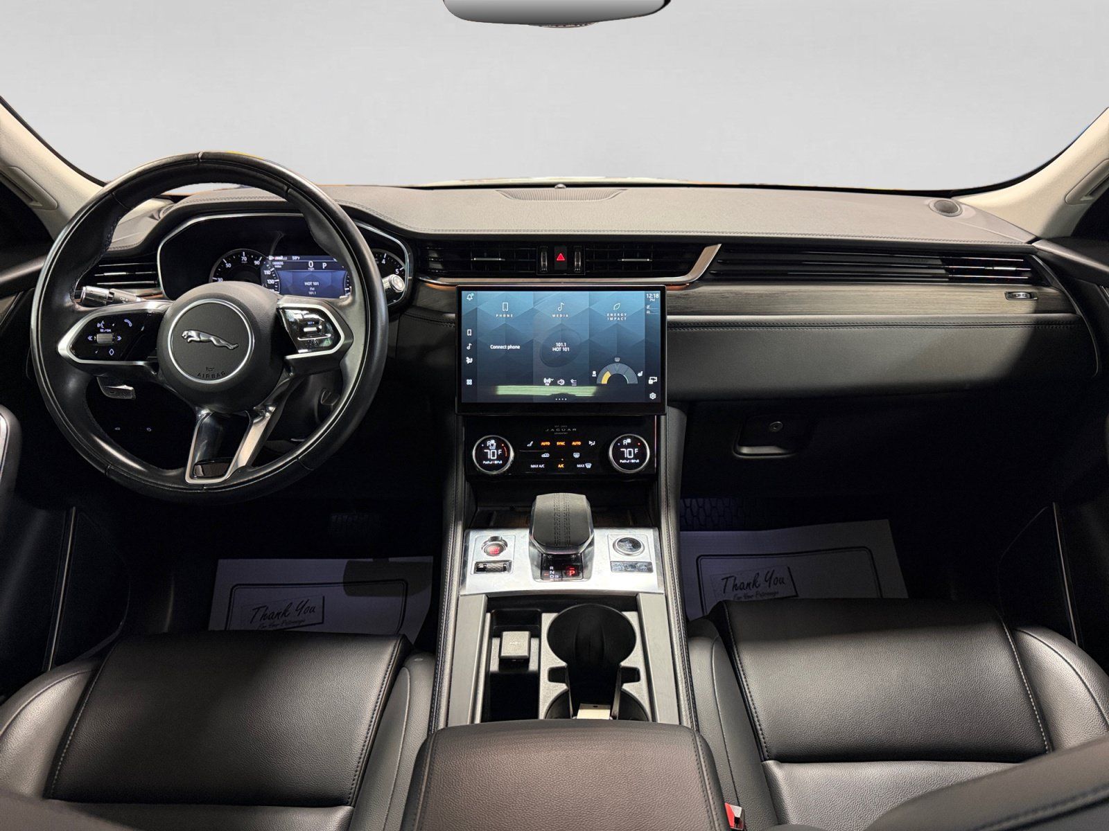 Used 2021 Jaguar F-PACE AWD/4WD image 16