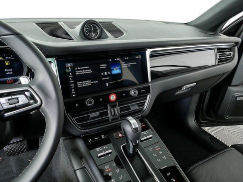 Certified 2026 Porsche Macan Turbo AWD/4WD image 12