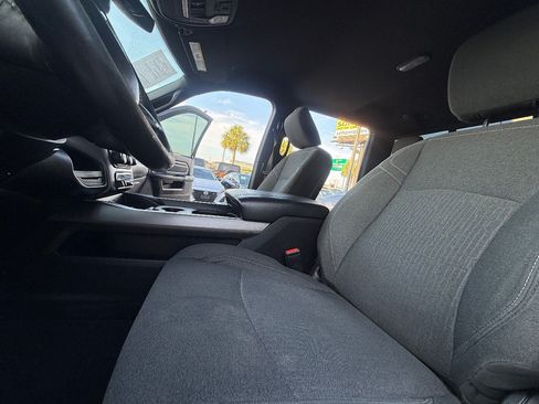 Used 2019 RAM 2500 Big Horn RWD image 22