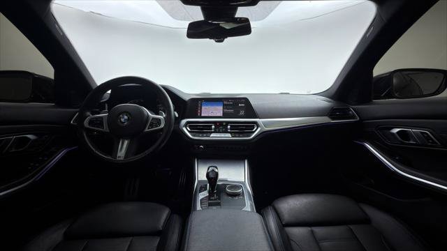 Used 2021 BMW 330i Sedan w/ M Sport Package RWD image 26