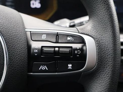 Used 2025 Kia K5 LXS FWD image 22