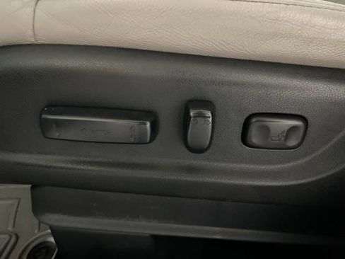 Used 2016 Honda CR-V EX-L image 12