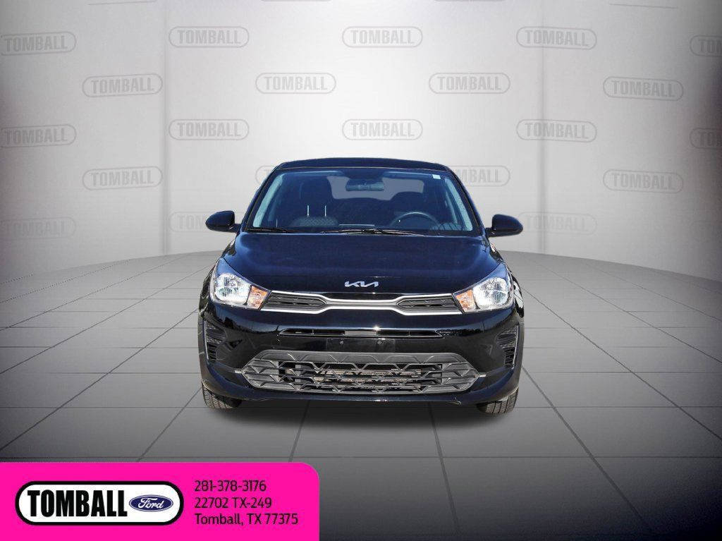 Used 2023 Kia Rio LX FWD image 2